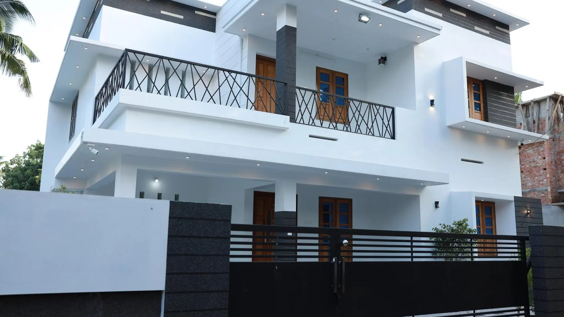 Lavender Villa- A Luxury Stay Nearby Kollam
